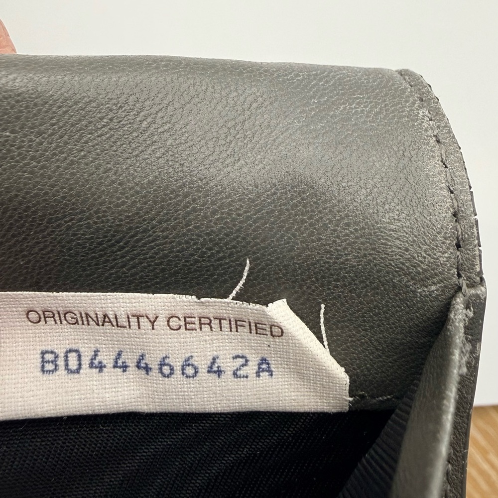 Bottega Veneta Black Long Fold-Over Wallet - Picture 12 of 12